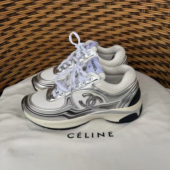 CHANEL 23C Leather Logo Casual Sneakers - Picture 1 of 4